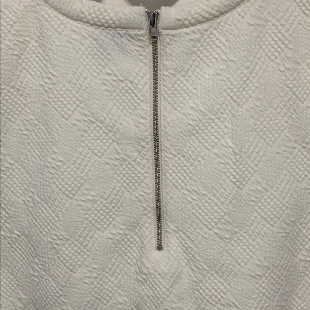 NWT Textured Tank - Picture 4 of 7